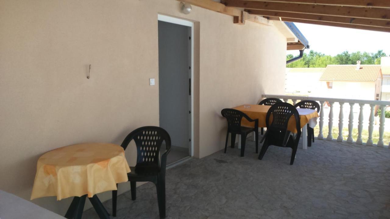 Apartments Ninske Vodice מראה חיצוני תמונה