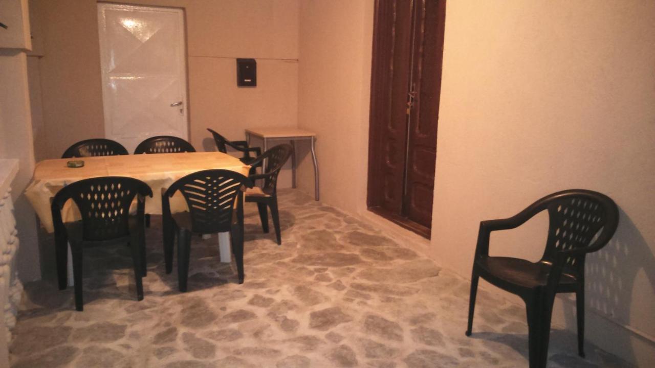 Apartments Ninske Vodice מראה חיצוני תמונה